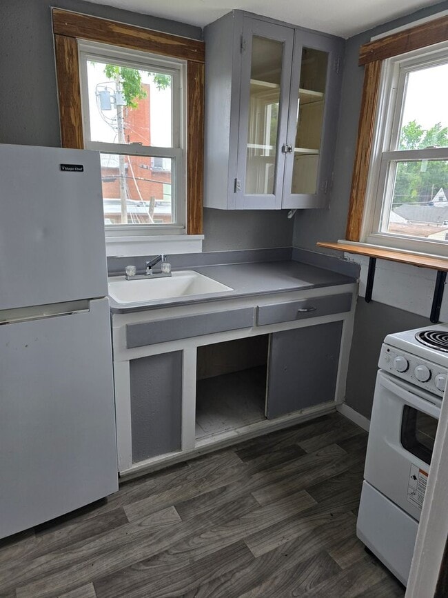 Photo - 117 S 4th St