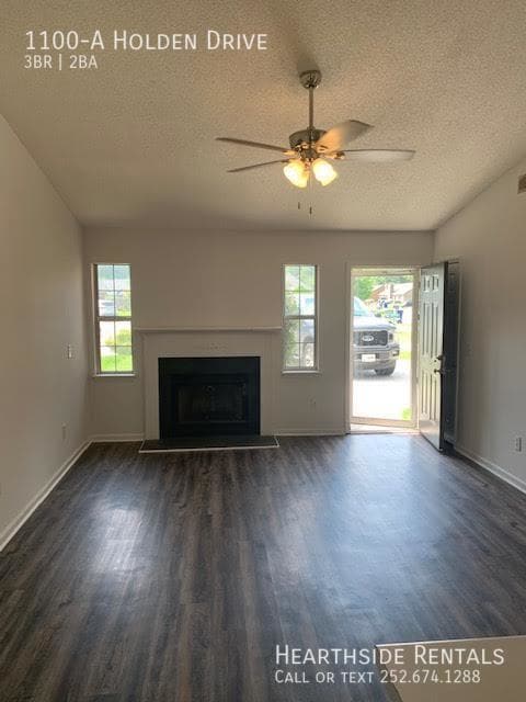 Photo - 1100 Holden Dr