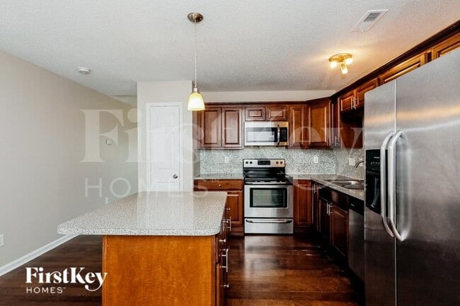 Photo - 1024 Stinson Glen Ln