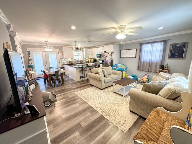 Photo - 5 big oak road