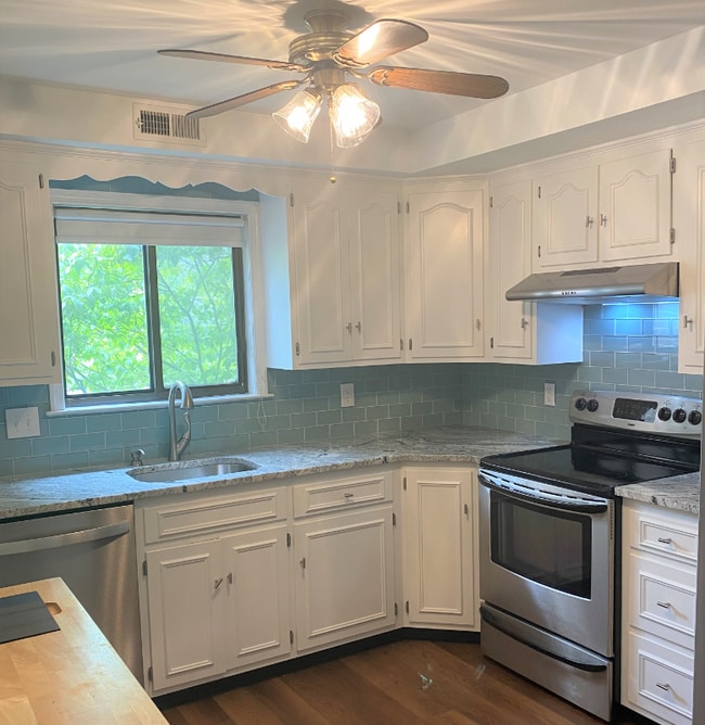 Photo - 4509 N Hedgerow Dr Unit 6