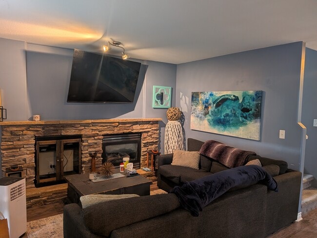 Photo - 8881 Walters St