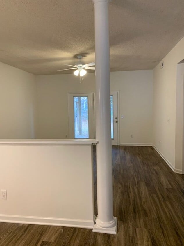 Photo - 4616 McClelland Dr. M-102