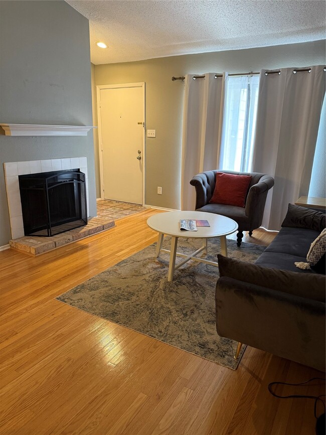 Photo - 7112 N Holiday Dr Unit True