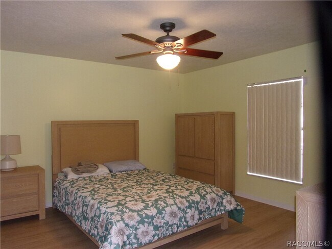 Photo - 876 Pritchard Island Rd