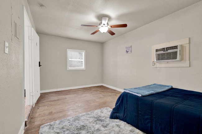 Photo - 313 Deborah Dr