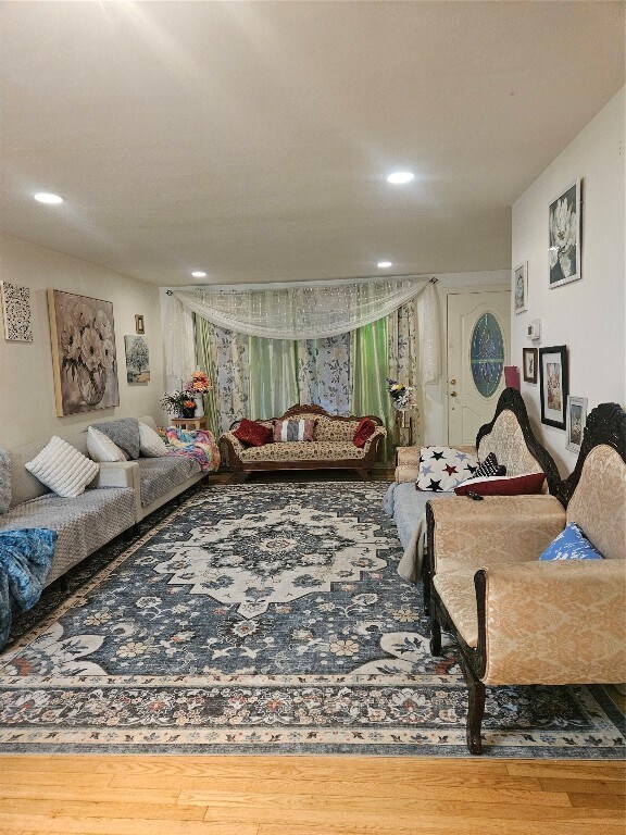 Photo - 12 Brookside Ave W