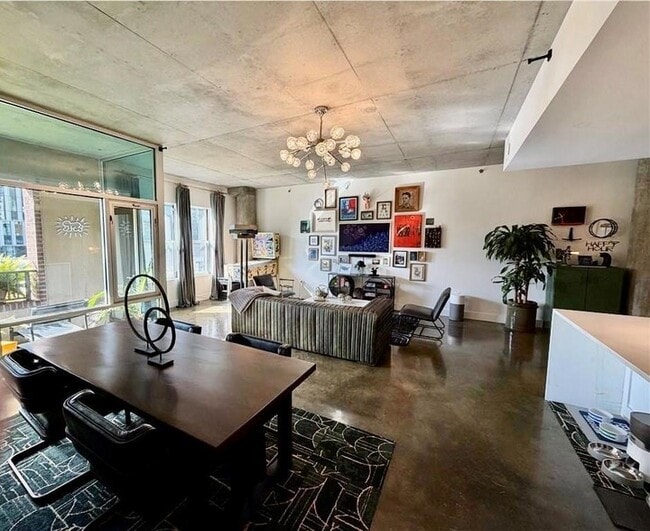 Photo - 845 Spring St NW Unidad 524