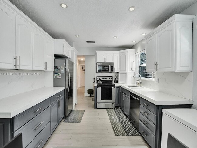 Photo - 217 SE 5th St