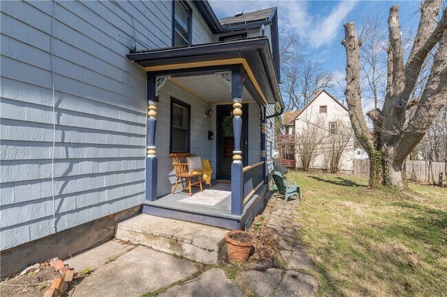 Photo - 54 Sanford St