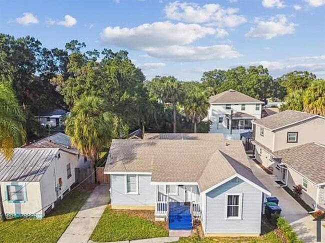 Photo - 1913 W Lemon St