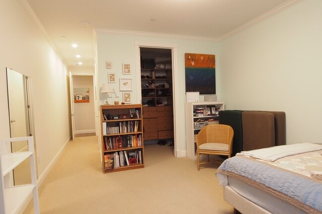 Photo - Cozy and spacious 3br condo in Presidio Heights