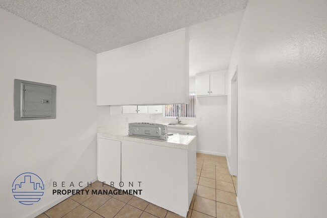 1261-1281 Rosecrans Ave.