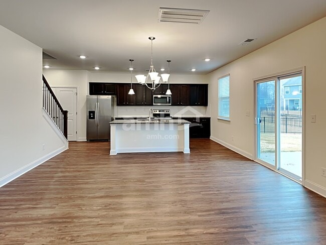 Photo - 2132 Laurel Vlg Cir