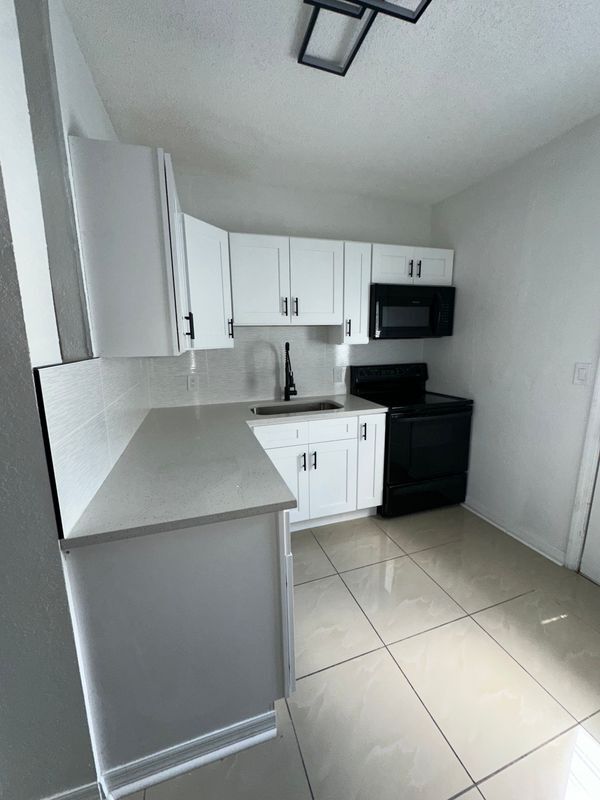 Photo - 3460 4th Ave S