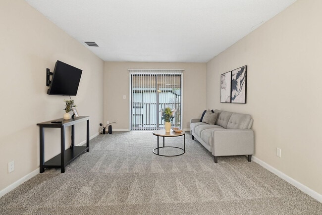 3364 Fairway Oaks Dr Unidad SI FL2-ID1613293P