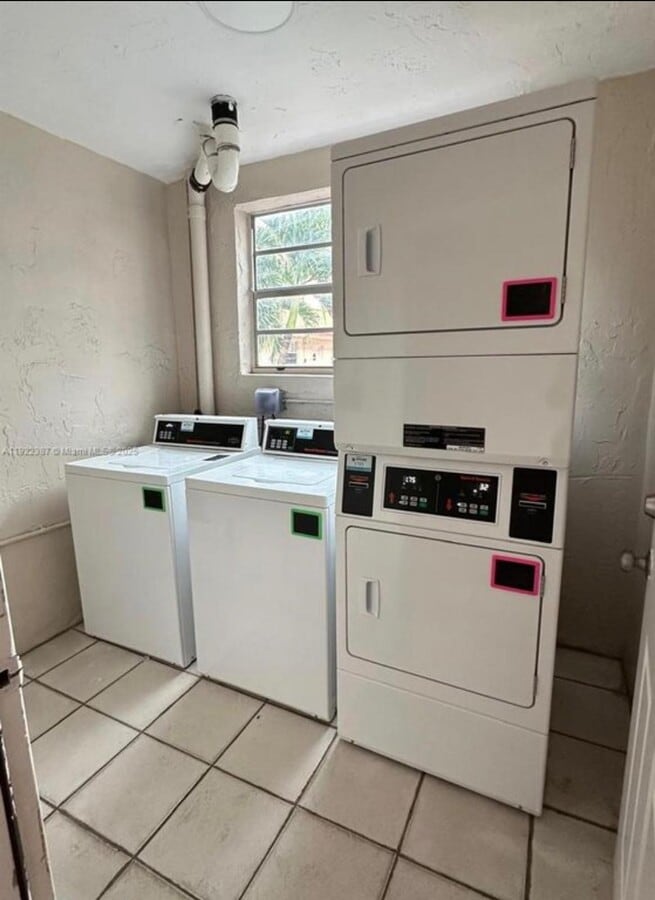 Photo - 4655 Palm Ave Unit Royal Palm