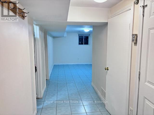 Photo - 130 Kingswood Dr