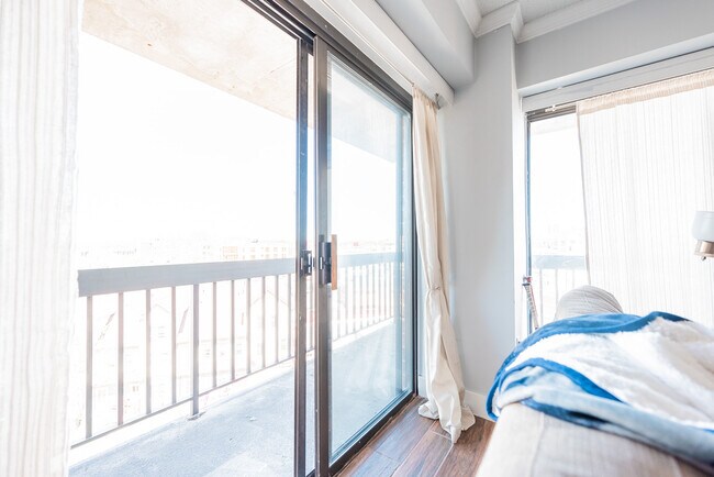 Photo - 15 North Beacon St Unidad 402