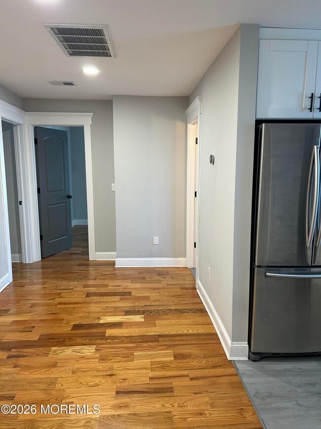 Photo - 415 E 3rd Ave