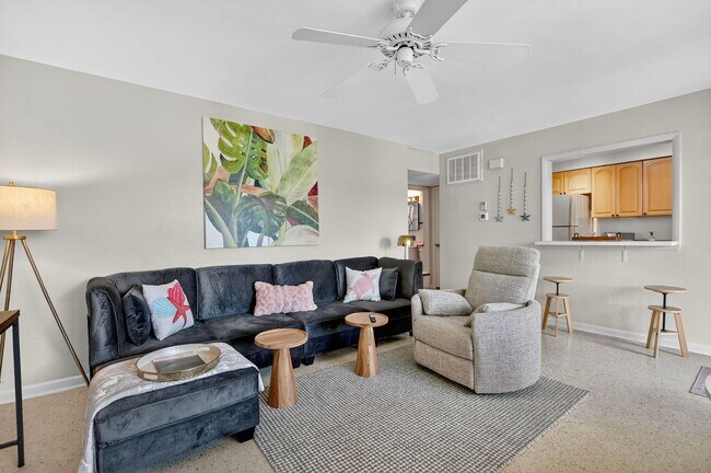 Photo - 414 Seasage Dr Unit 9