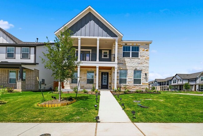 Building Photo - 245 Leeland Dr