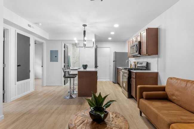 Photo - Legacy @64th