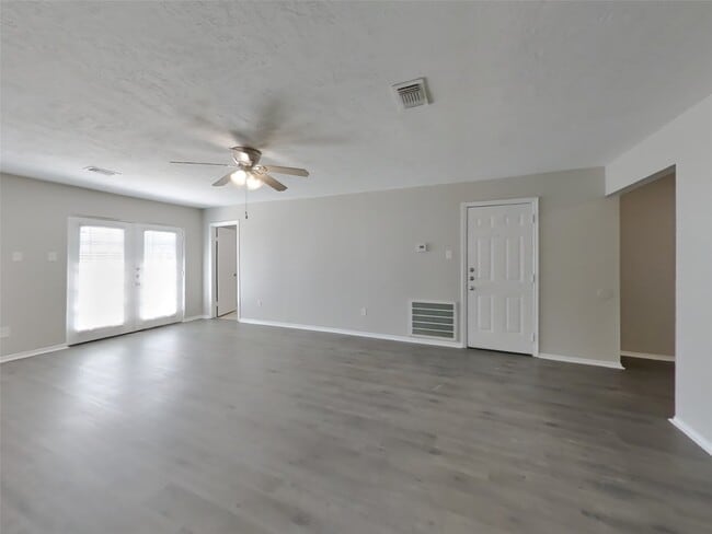 Photo - 20118 Misty Pines Dr