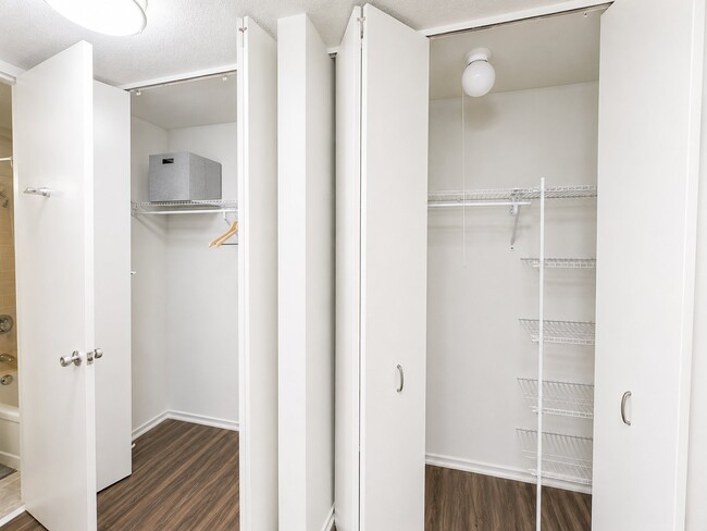 Photo - 1122 N Dearborn St Unit 708