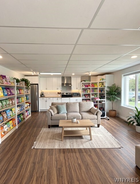 Photo - 2255 Genesee St