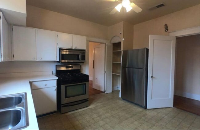 Photo - 5526 S Galvez St