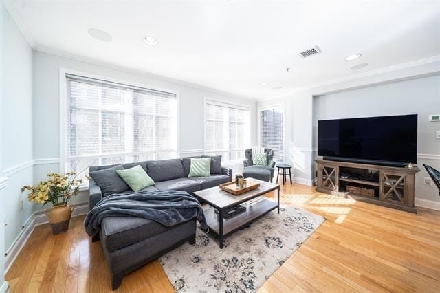 Building Photo - 1331 Grand St Unit 307