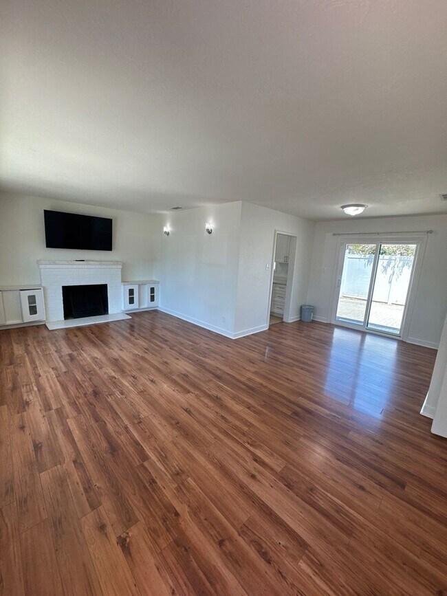 Photo - Updated 2 Bed / 1 Bath Home with Garage & Private Fenced Yard