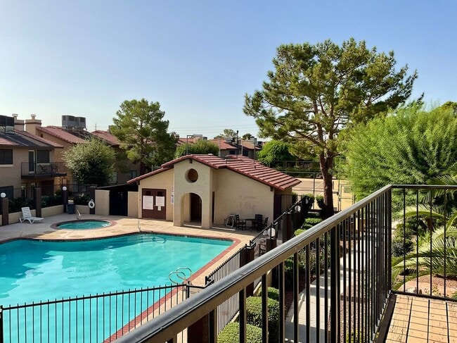 Photo - 3996 Tirana Way