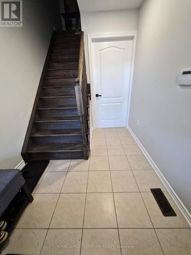 Photo - 31 Shiff Cres