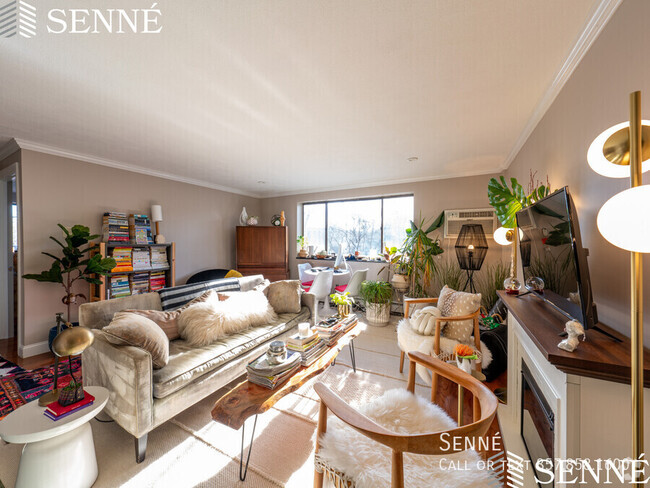 Building Photo - 9 Blair Pl Unit 7 Rental