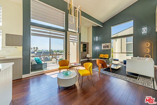 Photo - 600 Ridgeley Dr Unidad PH 1