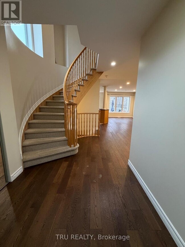 Photo - 291 Serena Way