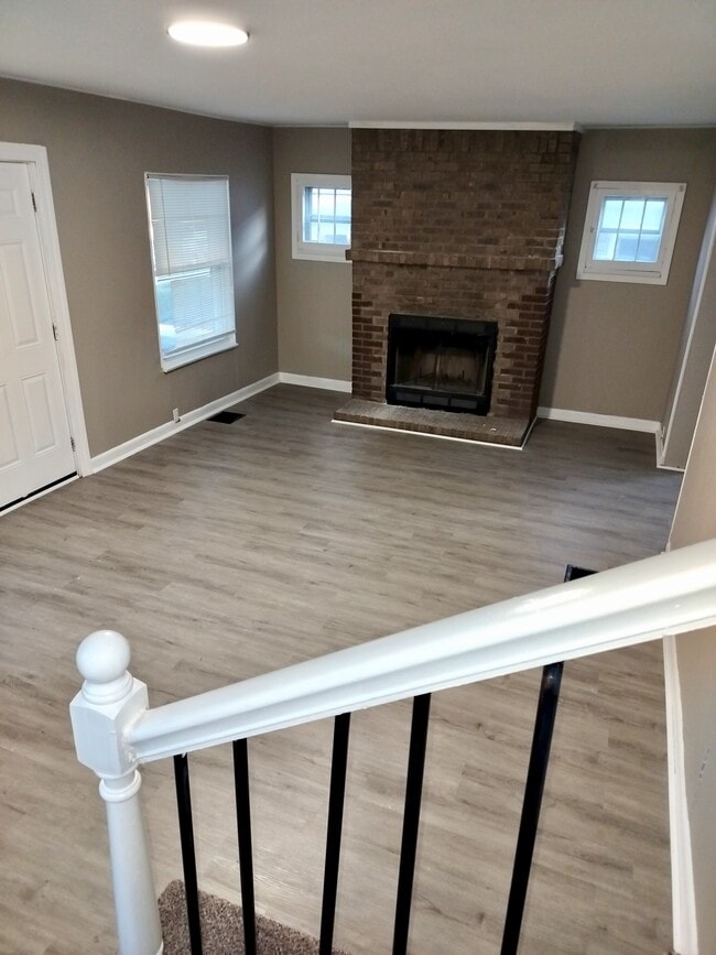 Photo - 240 s 39th st