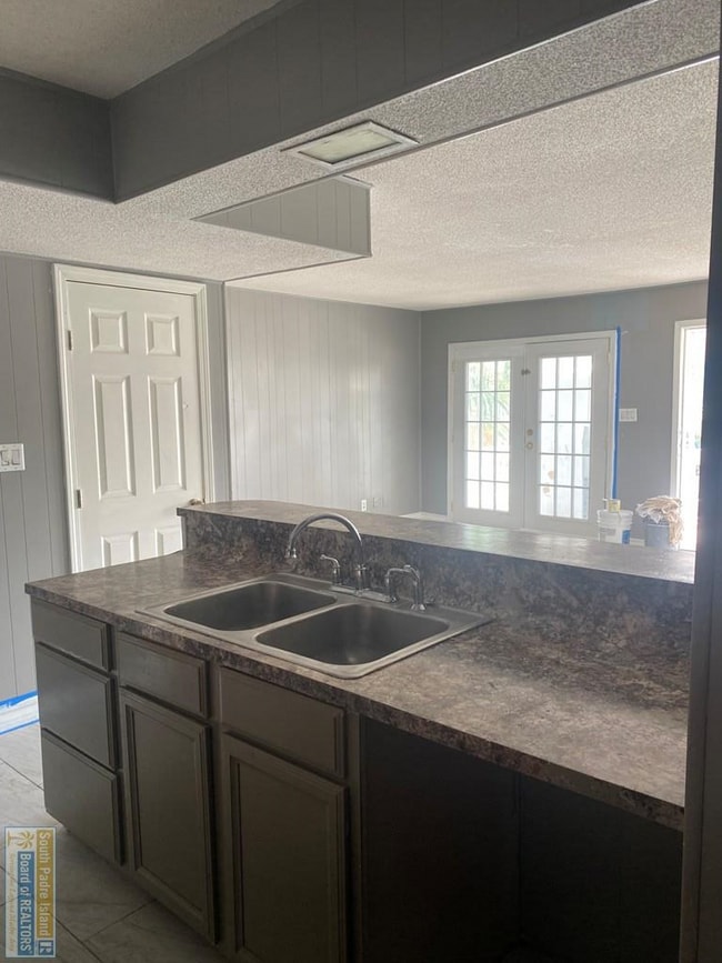 Photo - 120 E Polaris Dr