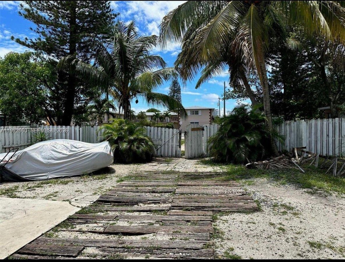 Photo - 1721 McKinley St