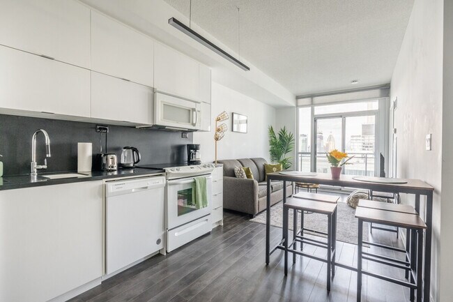 Photo - 1 Iceboat Terr Unit ID1345832P