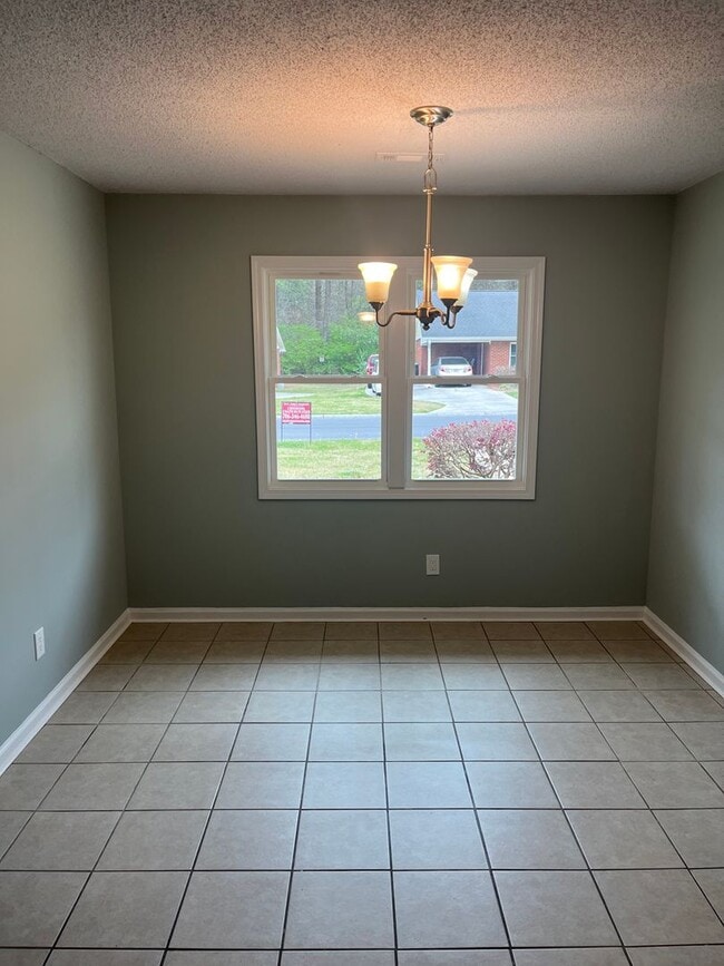 Photo - 9 Oakcrest Trail NE Unit APT A