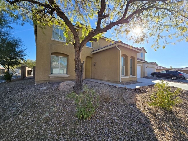 5228 English Aster Ct