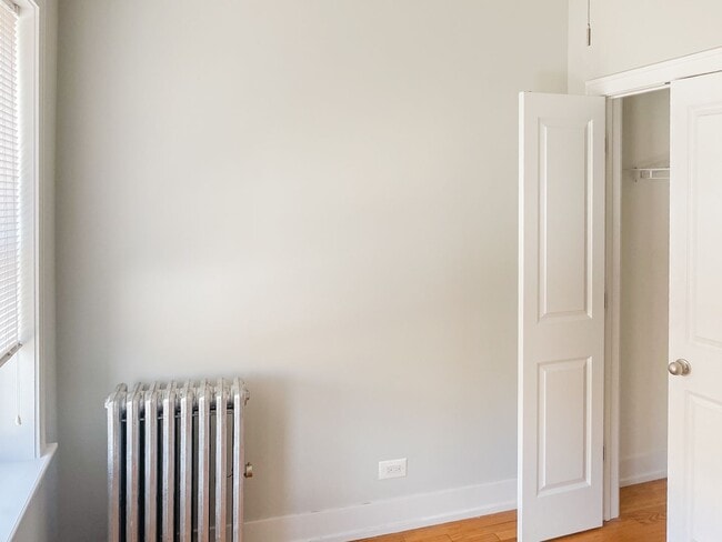 Photo - 4549 N Leavitt St Unidad 4549-3