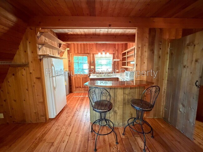 Photo - 5905 Truman Mountain Rd