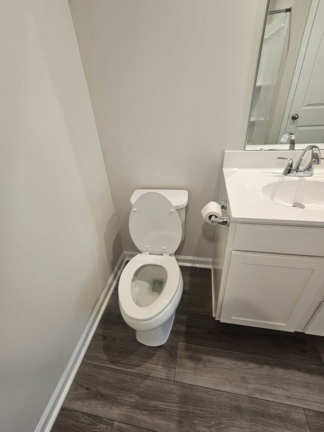 Photo - 3215 Edgemead Cir NW