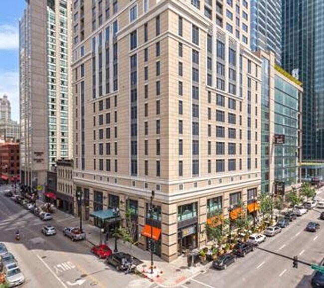 Photo - 71 W Hubbard St Unidad ID1032147P