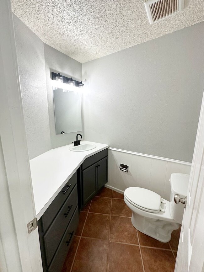 Photo - Pre-Leasing | Sleek, Updated, and Full of Character