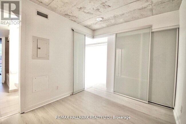 Photo - 170 Sudbury St Unit 709